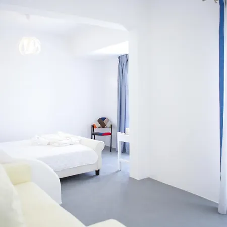 The Mykonist Anamar Blu 4*