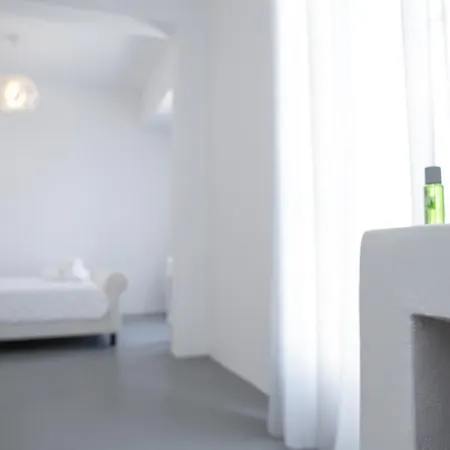 The Mykonist Anamar Blu Ornos (Mykonos)